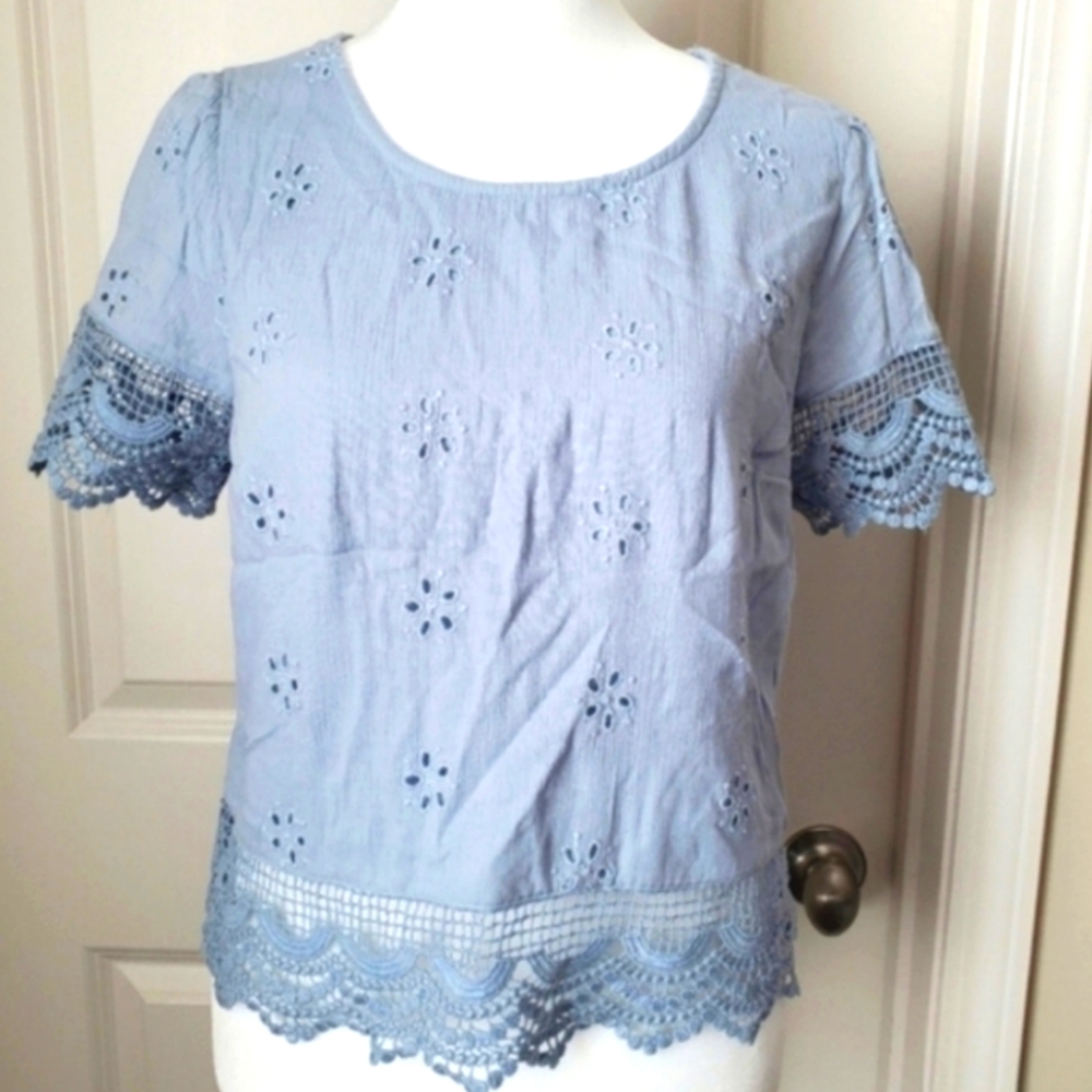 NWT Lace Top